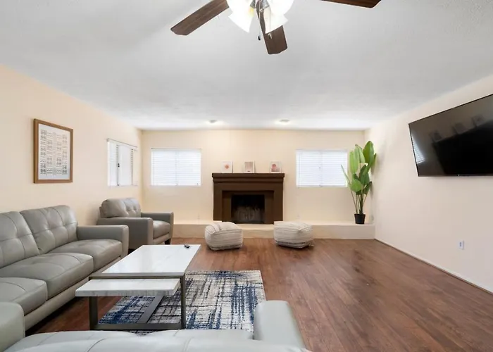 Extravagant 5bedroom-phoenix W Pool-kingbeds