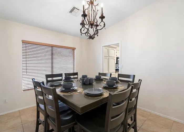 Extravagant 5bedroom-phoenix W Pool-kingbeds